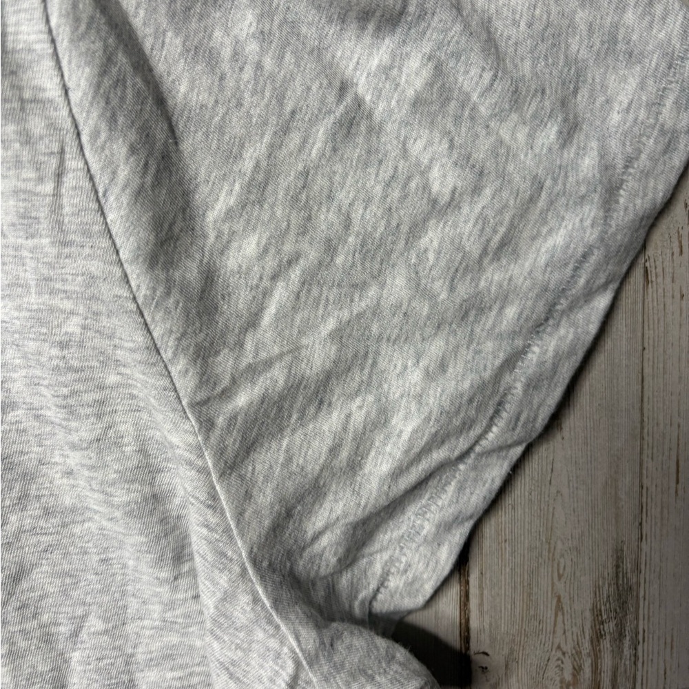 NEW UNIVERSAL THREAD Cropped V Neck Short Sleeve Cotton T Shirt Gray 3X NWT - Picture 5 of 15